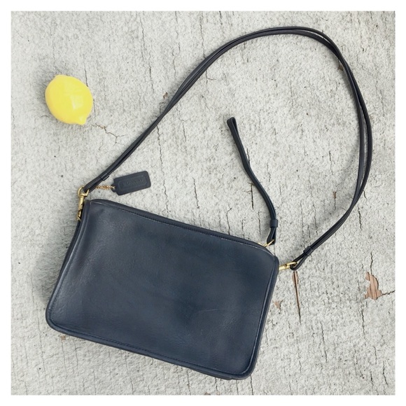 Coach Handbags - Vintage Coach Bag